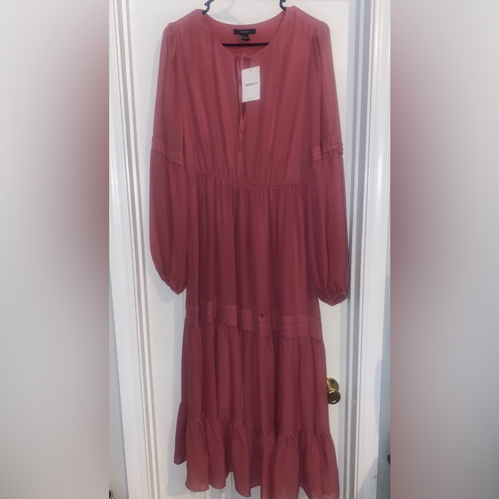 Forever 21 rose vintage style dress size large. Never worn
